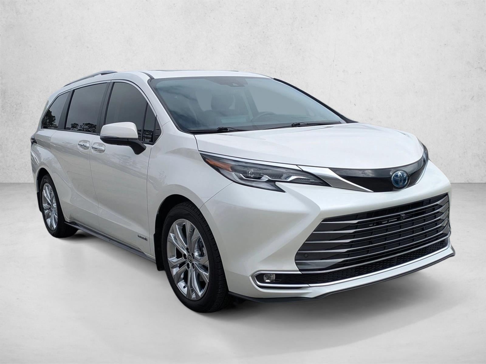2021 Toyota Sienna Platinum FWD 7-Passenger (Natl)