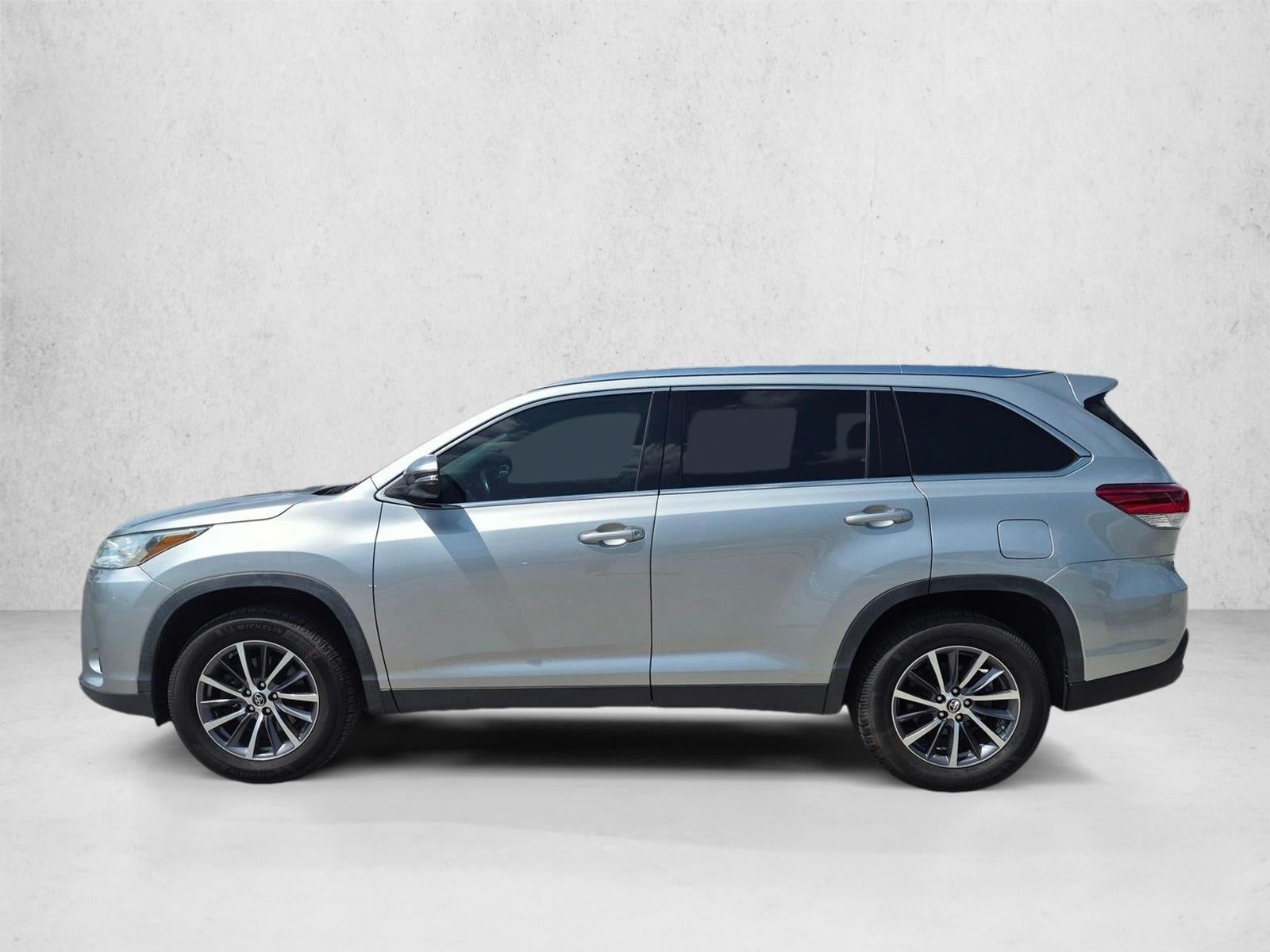 2019 Toyota Highlander XLE V6 FWD (Natl)