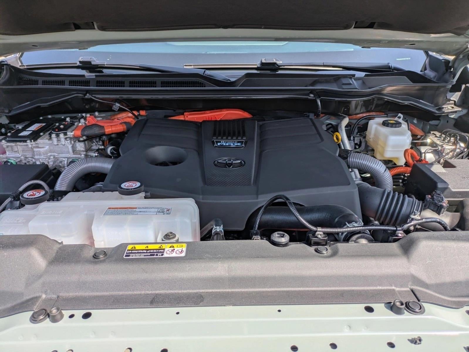 2026 Toyota Sequoia Platinum 4WD (Natl)