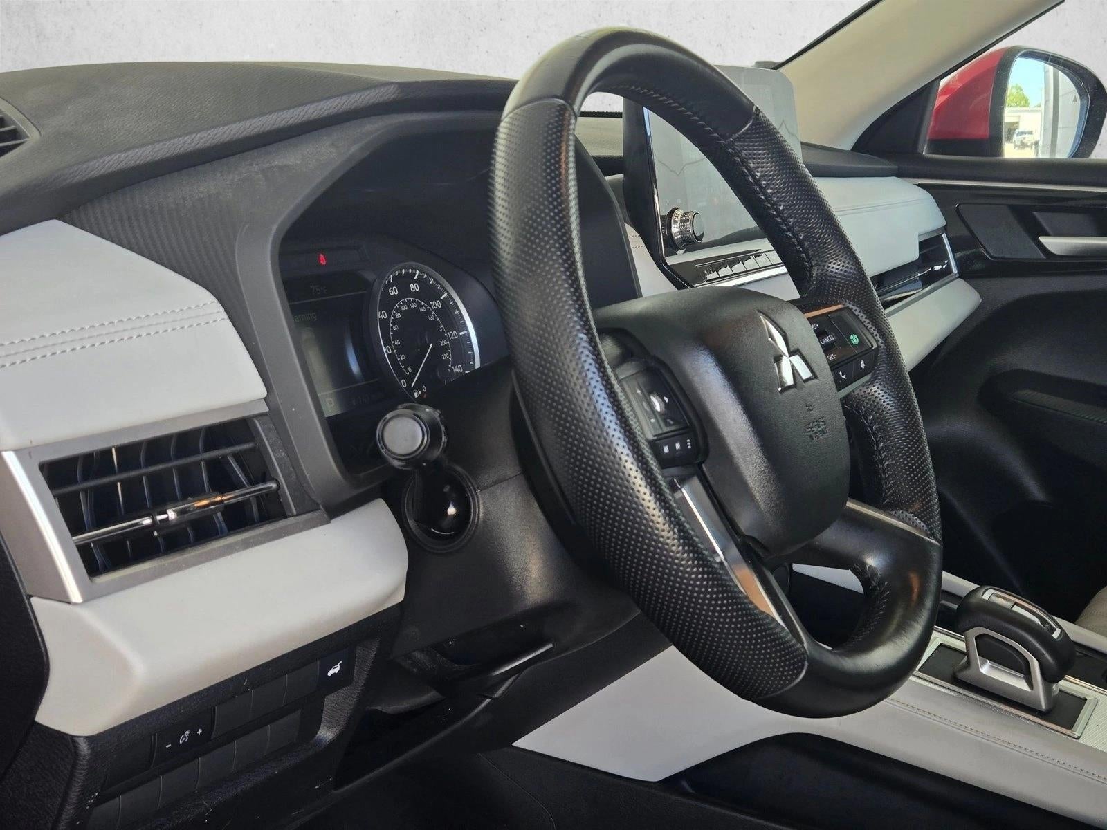 2022 Mitsubishi Outlander SEL FWD