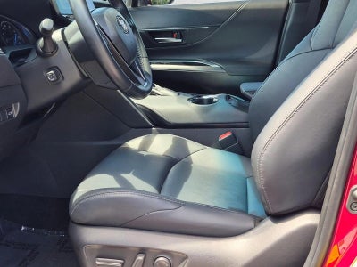 2023 Toyota Venza Nightshade AWD (Natl)