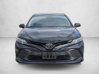 2018 Toyota Camry LE Auto (SE)