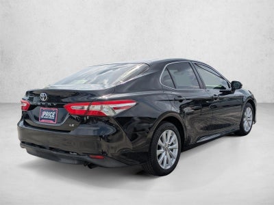 2018 Toyota Camry LE Auto (SE)