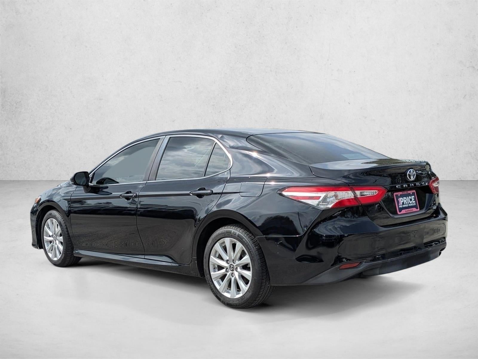 2018 Toyota Camry LE Auto (SE)