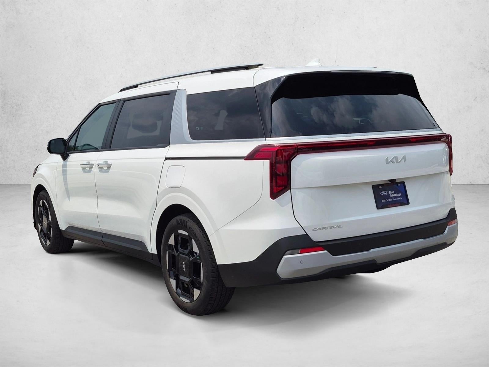 2025 Kia Carnival EX FWD