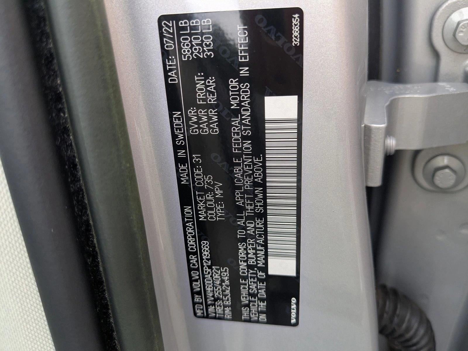 2023 Volvo XC60 Recharge Plug-In Hybrid T8 eAWD PHEV Ultimate Bright Theme