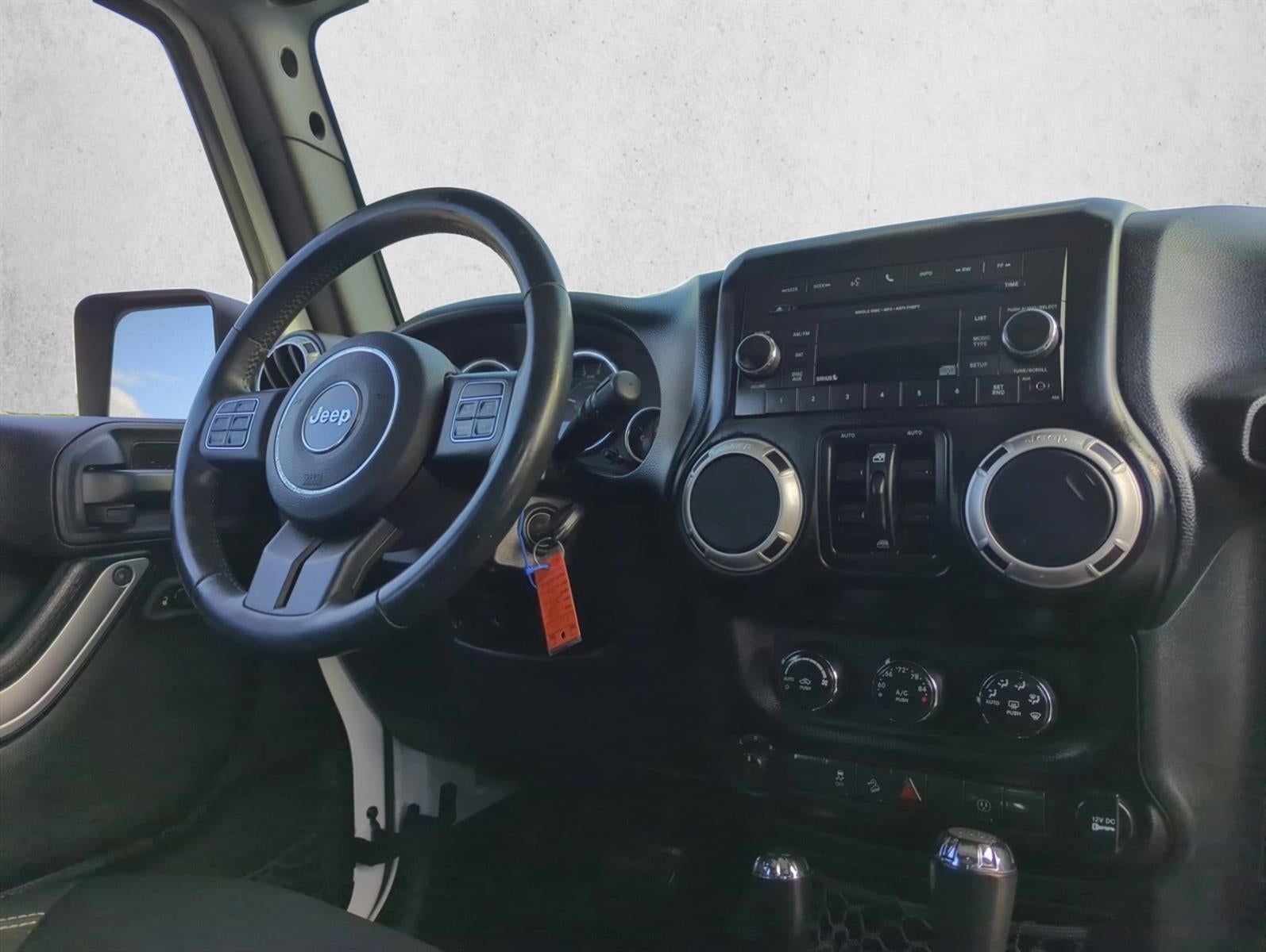 2015 Jeep Wrangler Unlimited 4WD 4dr Sahara