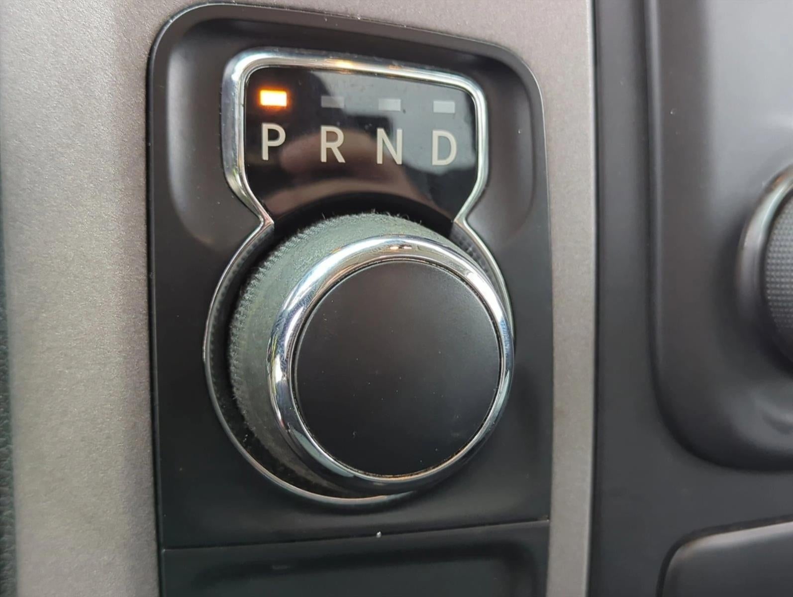 2017 RAM 1500 Express 4x2 Quad Cab 6'4" Box