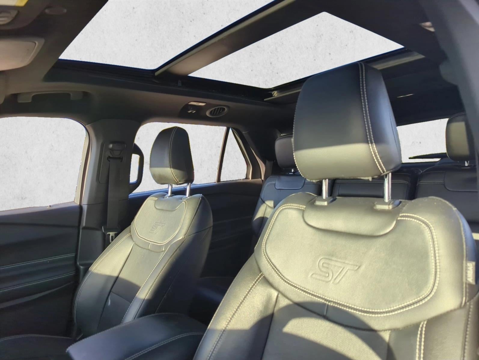 2022 Ford Explorer ST 4WD