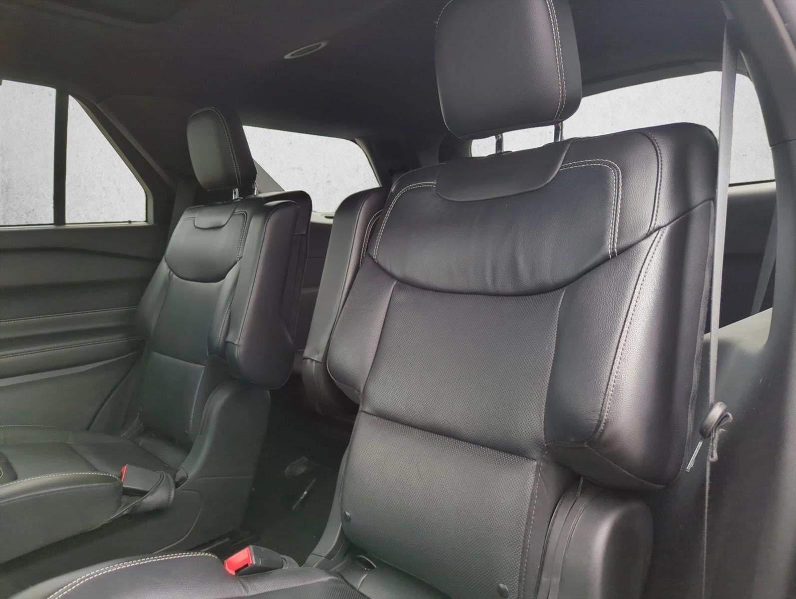 2023 Ford Explorer ST 4WD