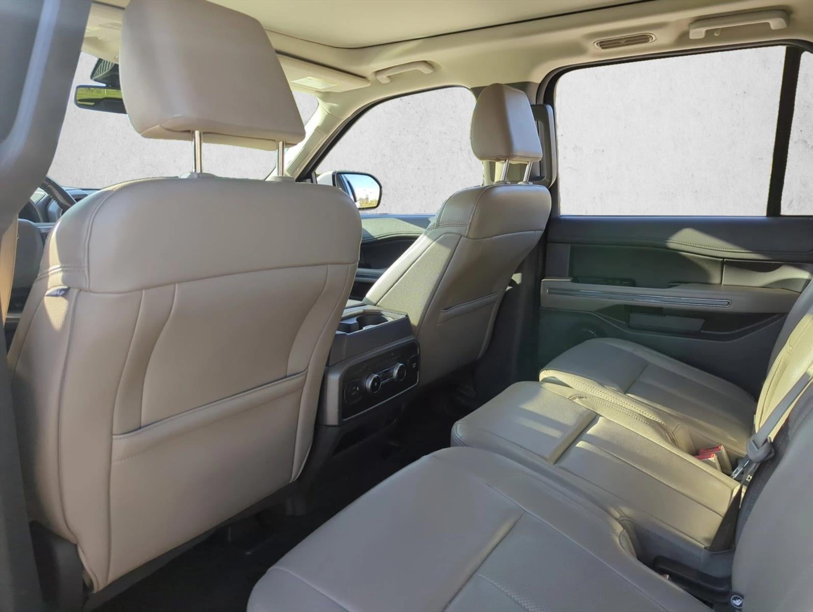 2021 Ford Expedition Max XLT 4x2