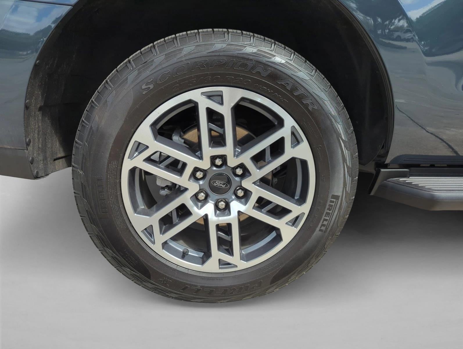 2025 Ford Expedition Active 4x4