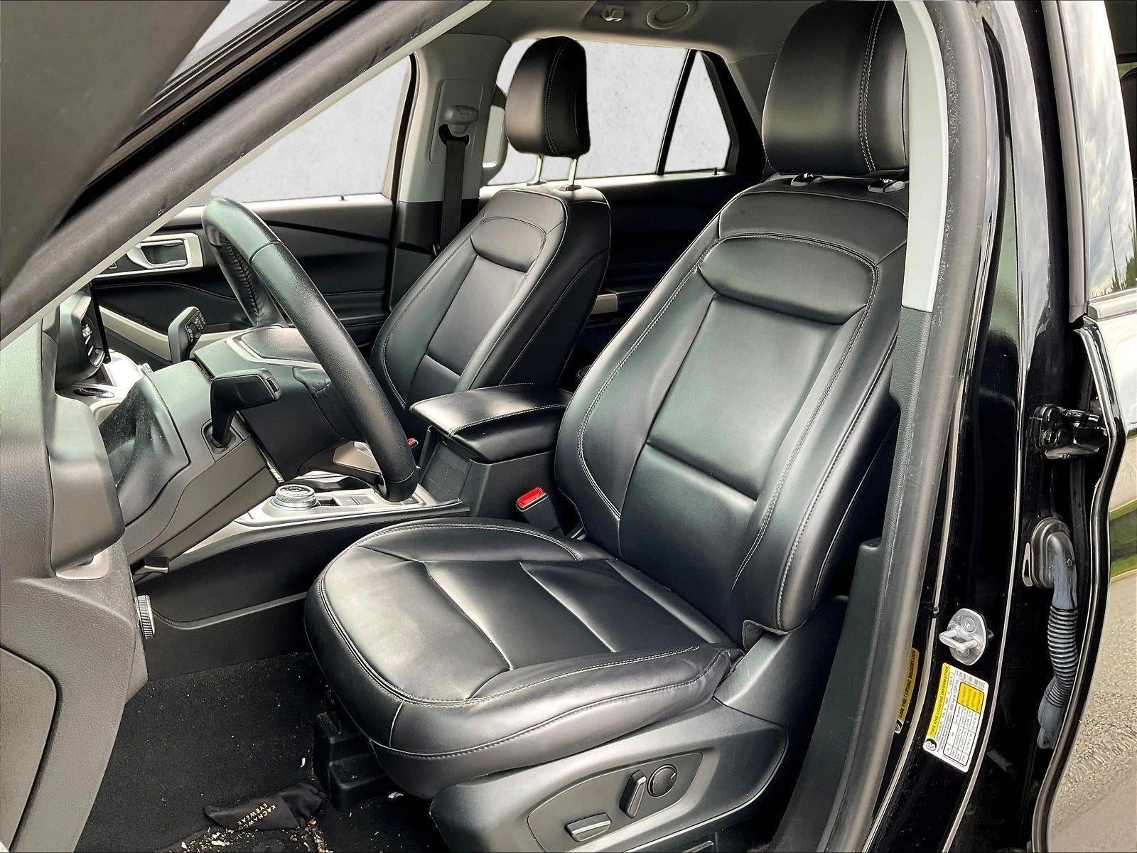 2023 Ford Explorer XLT RWD