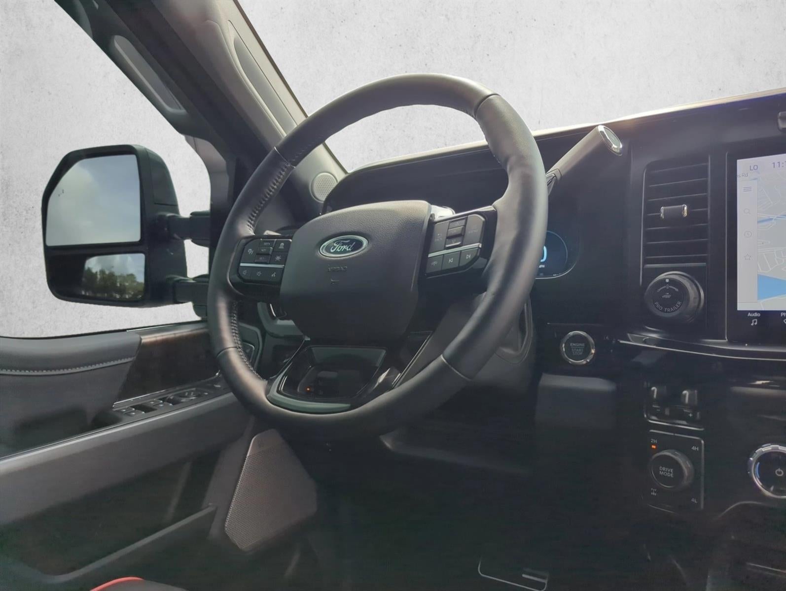2024 Ford Super Duty F-250 SRW LARIAT 4WD Crew Cab 6.75' Box