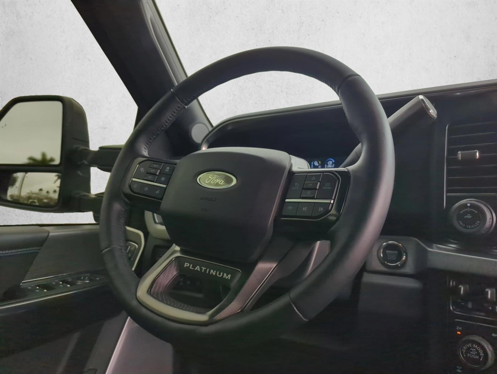 2025 Ford Super Duty F-250 SRW Platinum 4WD Crew Cab 6.75' Box