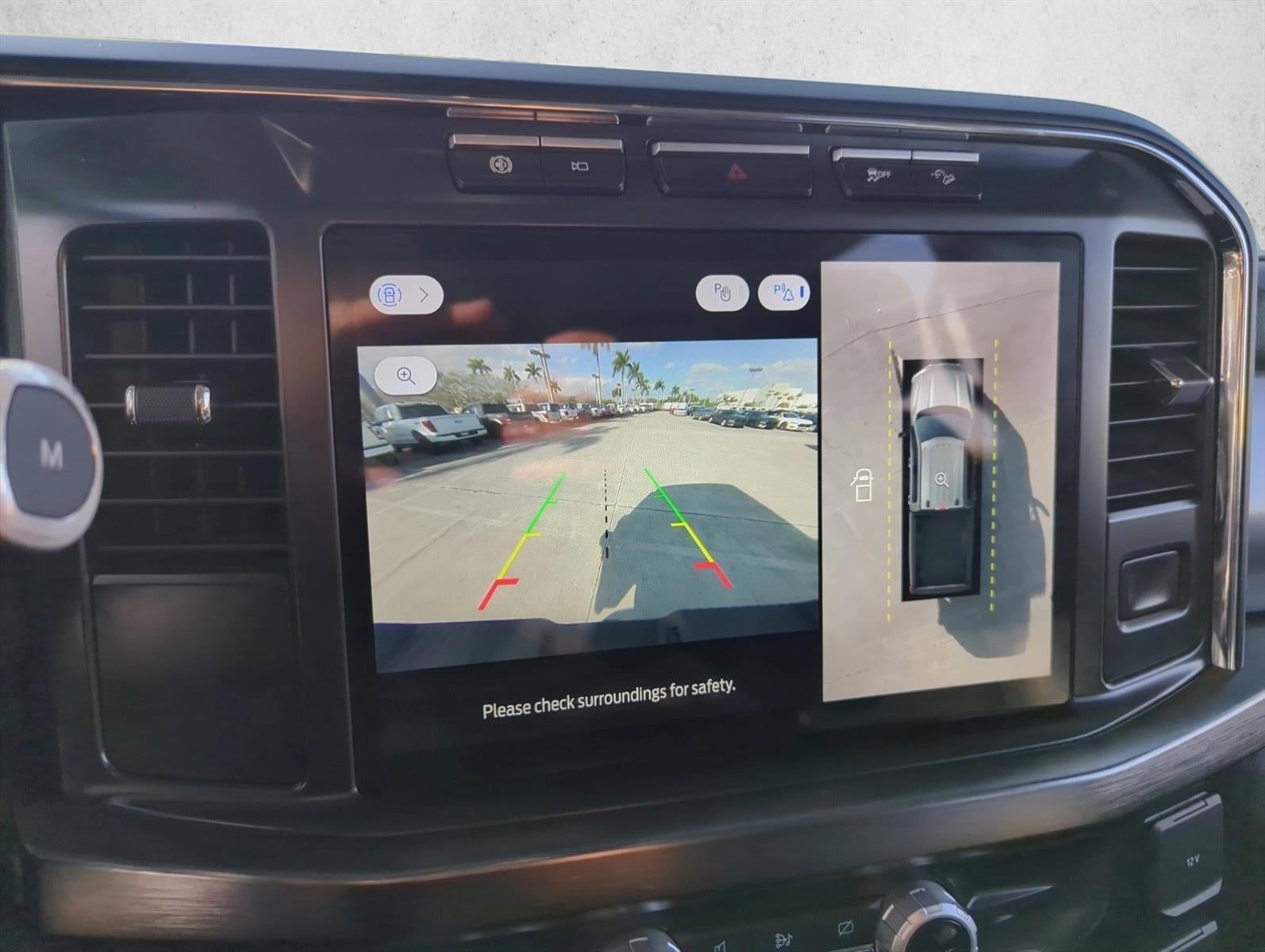 2024 Ford Super Duty F-250 SRW LARIAT 4WD Crew Cab 6.75' Box