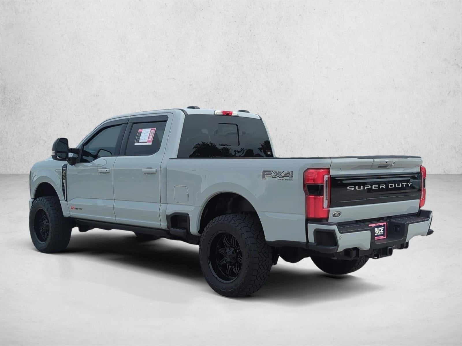 2025 Ford Super Duty F-350 SRW Platinum 4WD Crew Cab 6.75' Box