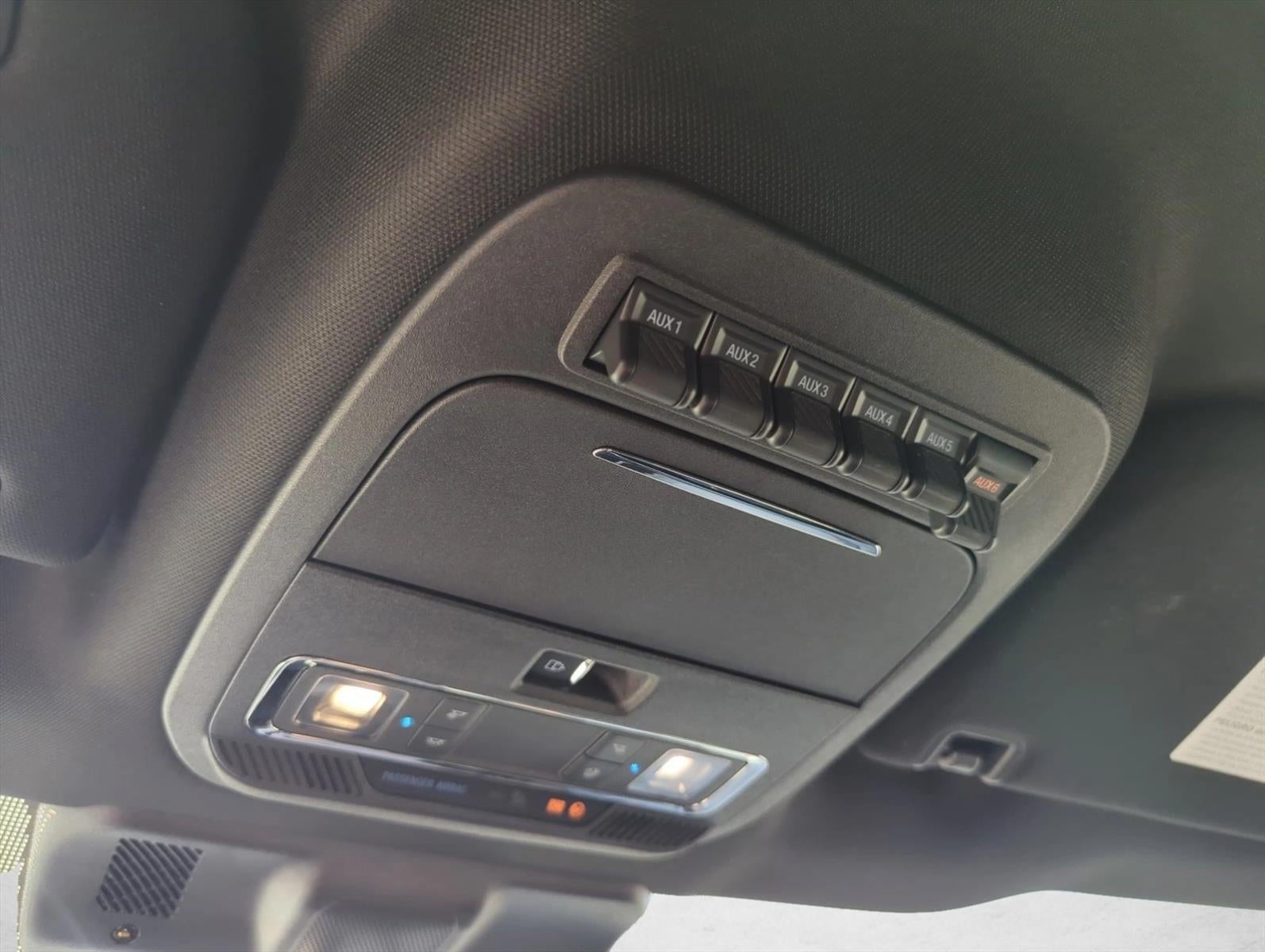 2024 Ford Super Duty F-350 SRW Platinum 4WD Crew Cab 6.75' Box