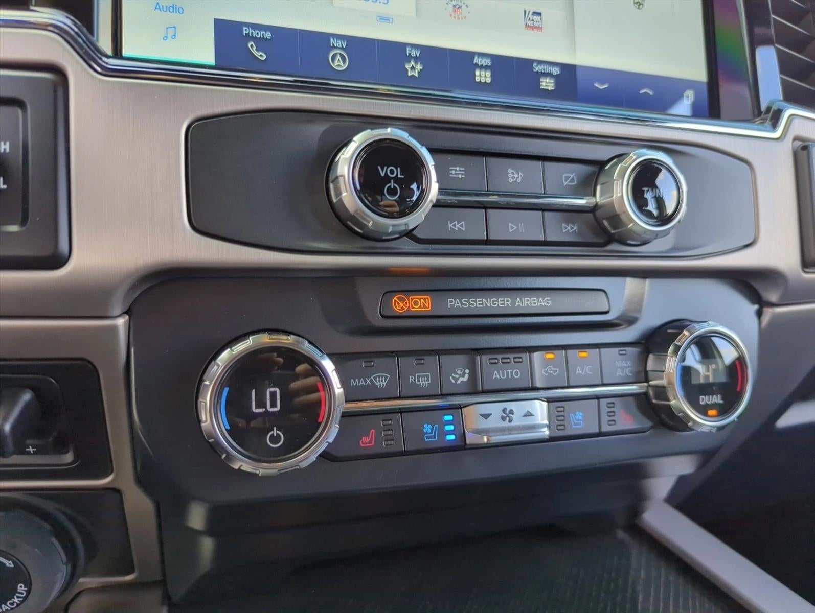 2022 Ford Super Duty F-350 SRW Platinum 4WD Crew Cab 6.75' Box