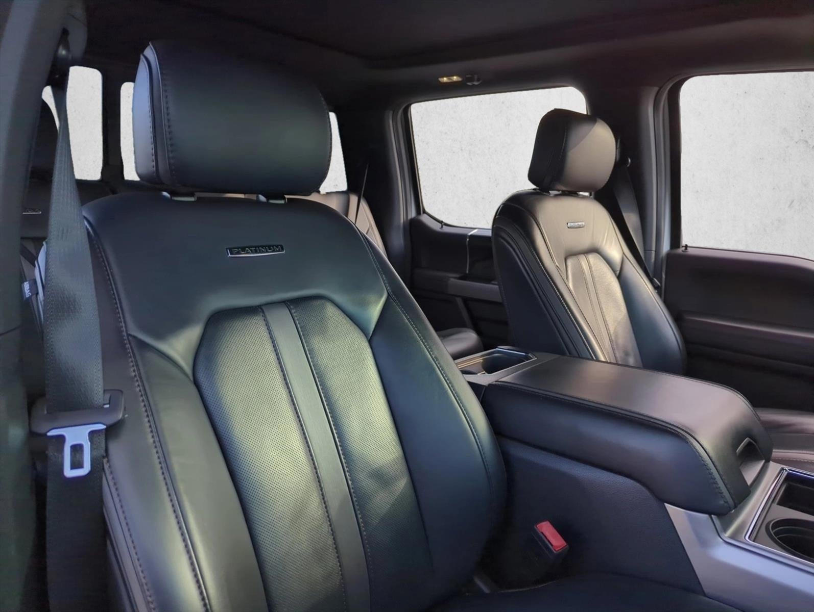 2022 Ford Super Duty F-350 SRW Platinum 4WD Crew Cab 6.75' Box