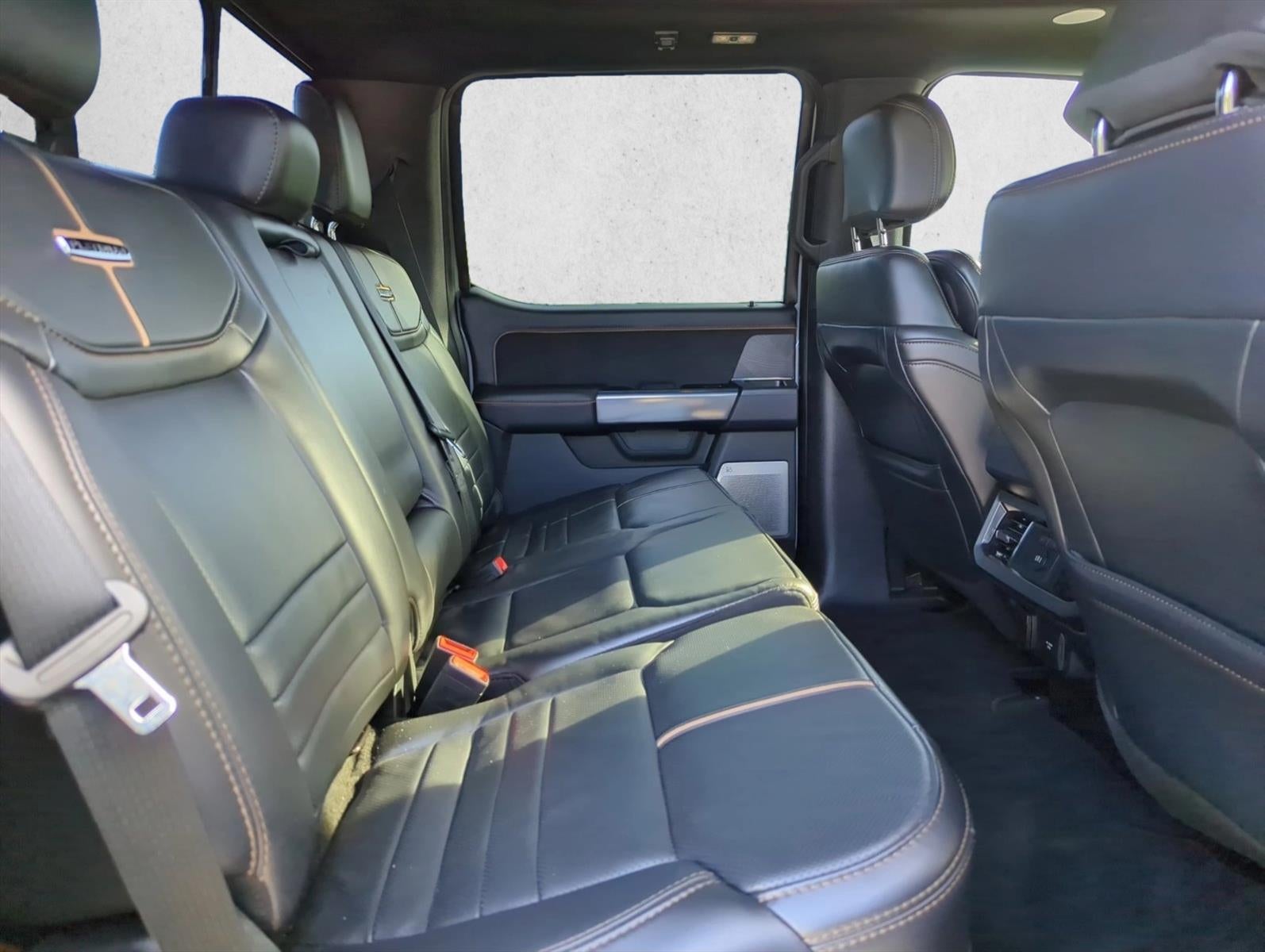 2024 Ford Super Duty F-450 DRW Platinum 4WD Crew Cab 8' Box