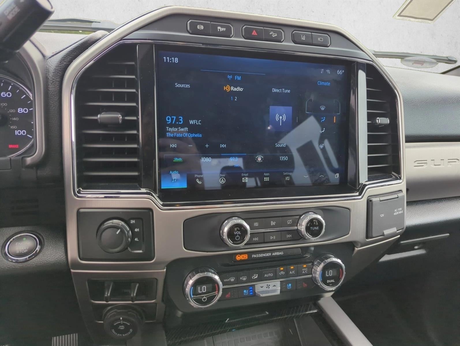 2022 Ford Super Duty F-450 DRW Platinum 4WD Crew Cab 8' Box