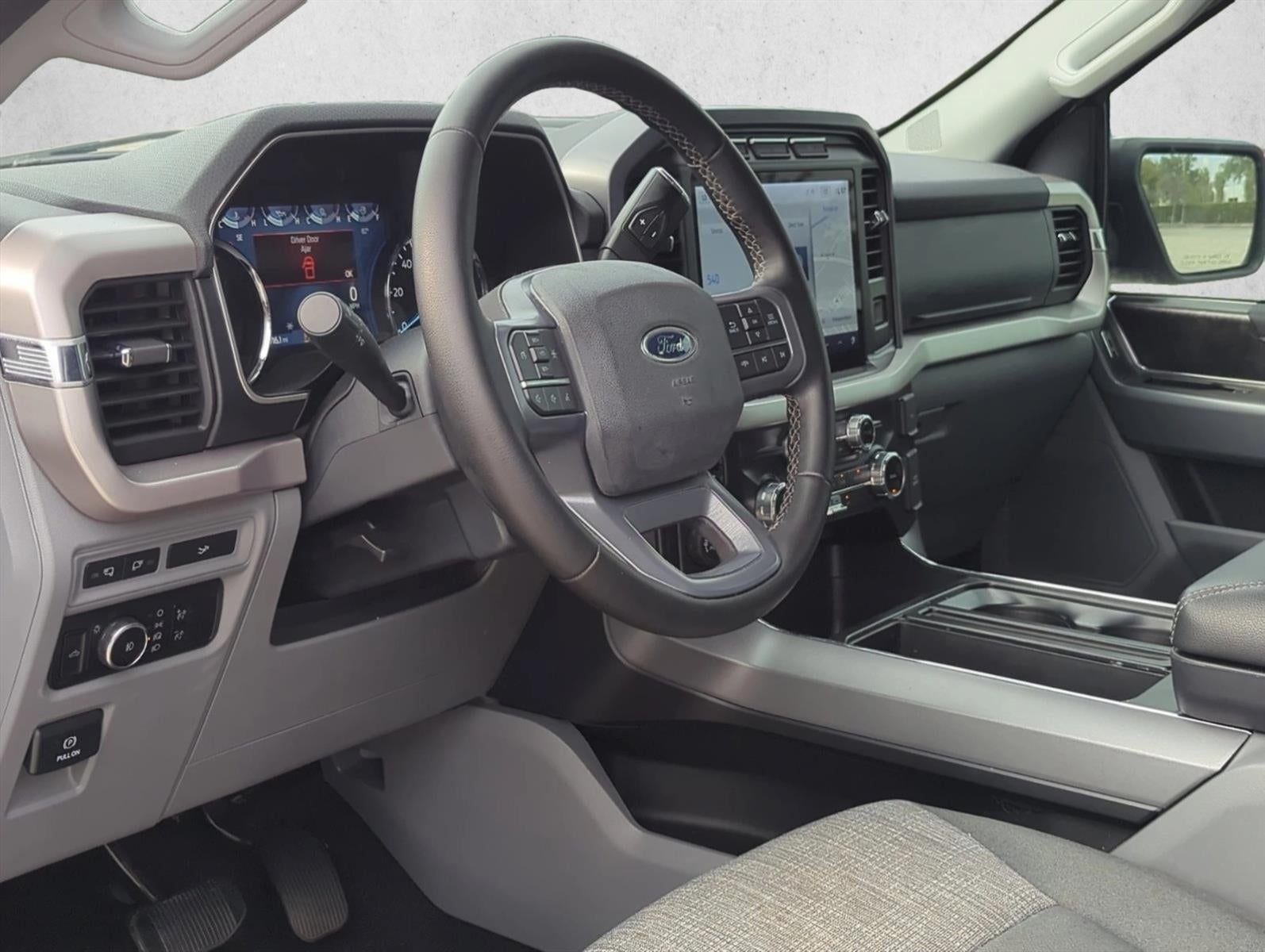 2023 Ford F-150 XLT 2WD SuperCrew 5.5' Box