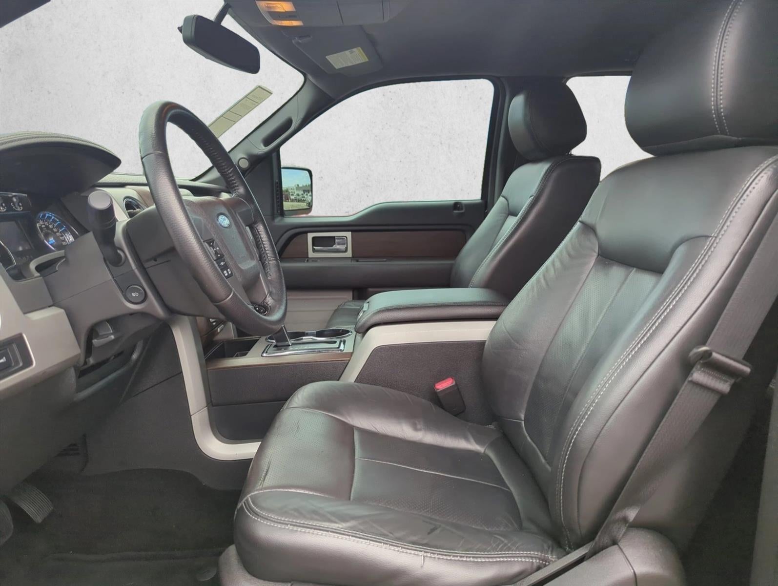 2014 Ford F-150 2WD SuperCrew 5-1/2 Ft Box Lariat