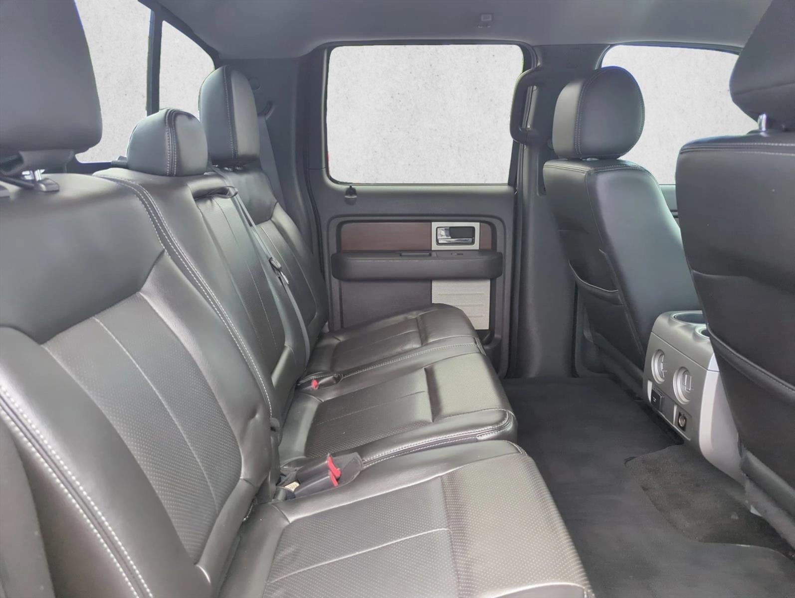 2014 Ford F-150 2WD SuperCrew 5-1/2 Ft Box Lariat