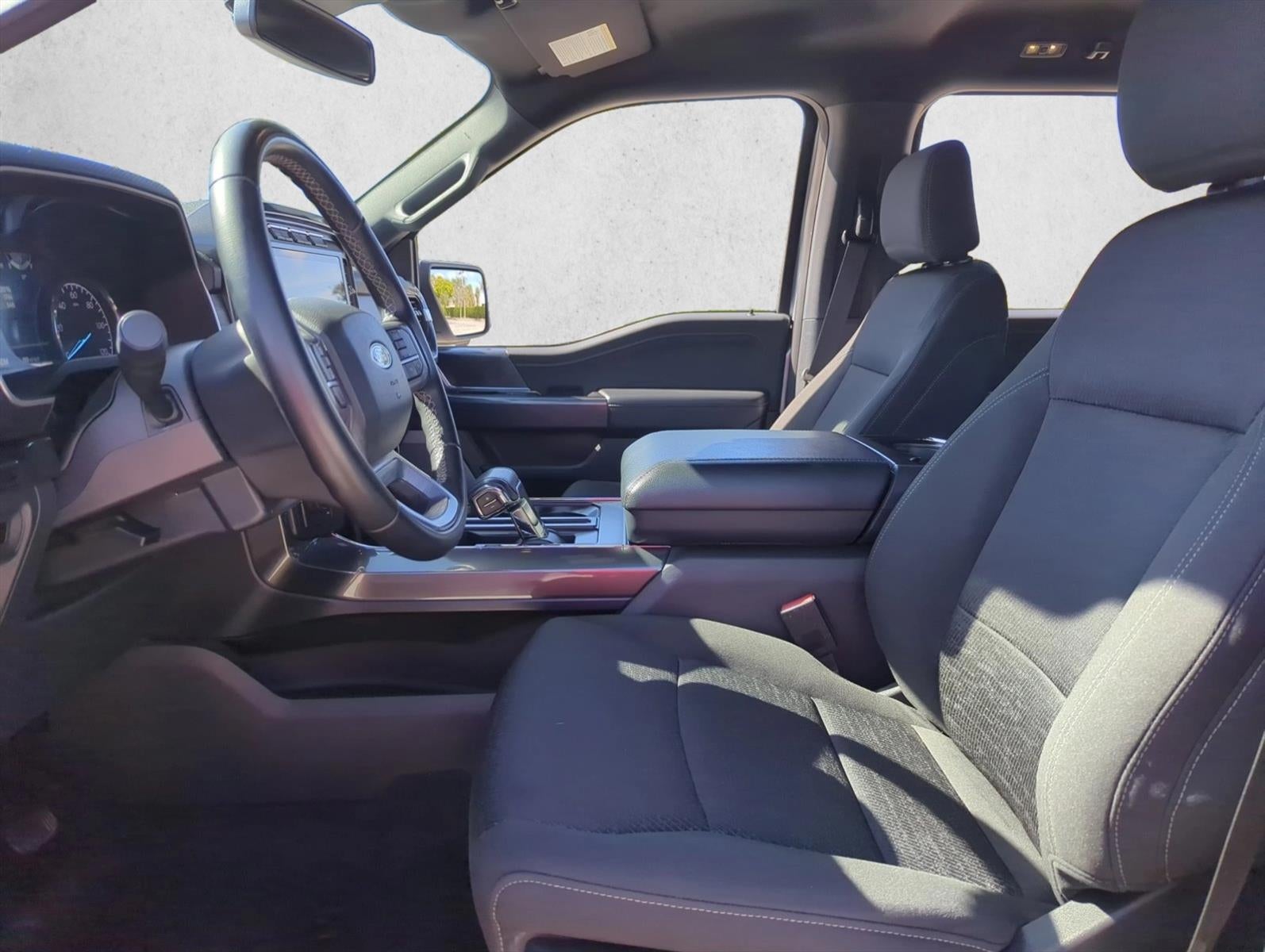 2023 Ford F-150 XLT 4WD SuperCrew 5.5' Box