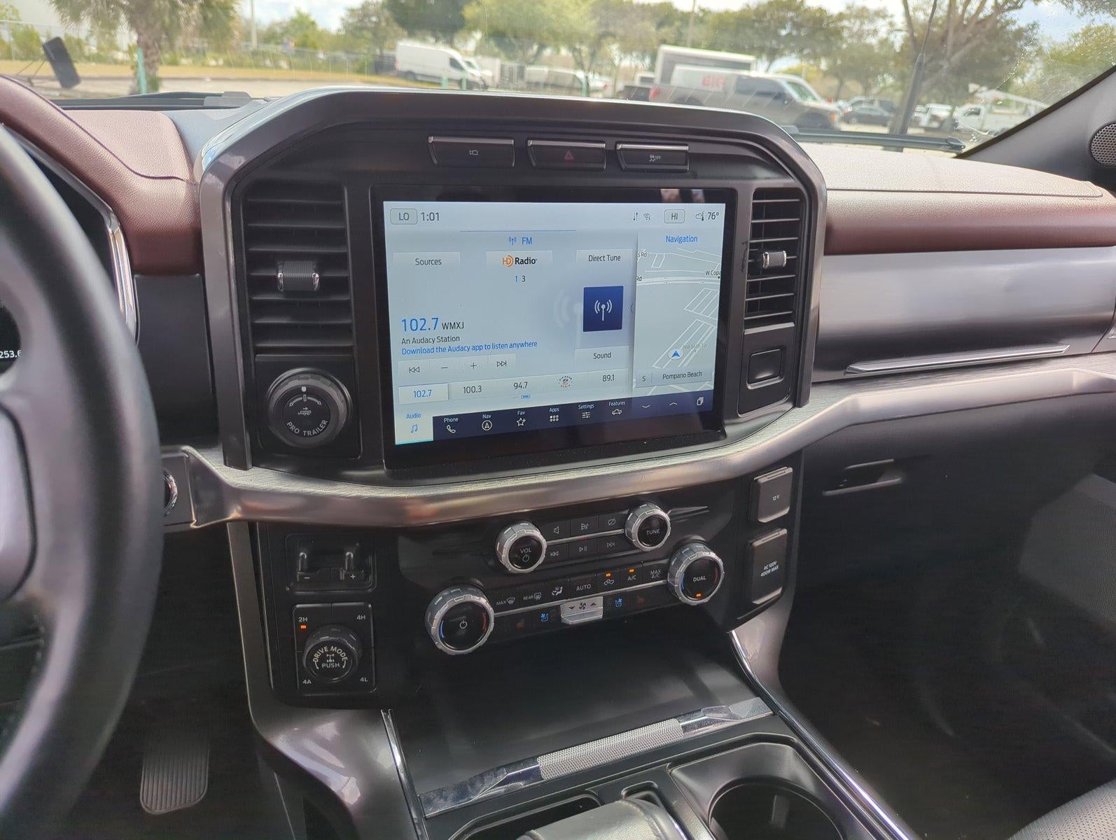 2023 Ford F-150 LARIAT 4WD SuperCrew 5.5' Box