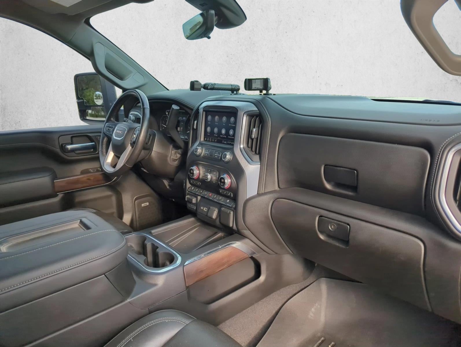 2020 GMC Sierra 2500 HD Crew Cab Standard Box 4-Wheel Drive SLT