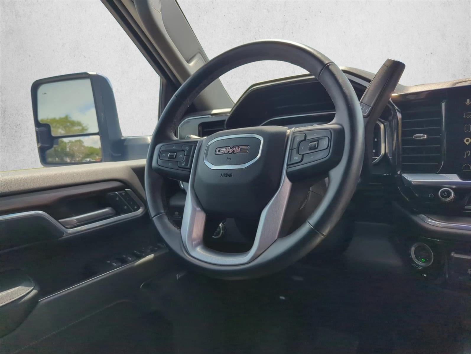 2025 GMC Sierra 2500 HD Crew Cab Standard Box 4-Wheel Drive SLT