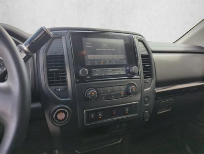 2024 Nissan Titan 4x2 Crew Cab SV
