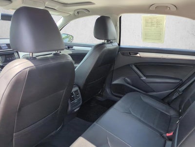 2019 Volkswagen Passat 2.0T Wolfsburg Edition Auto