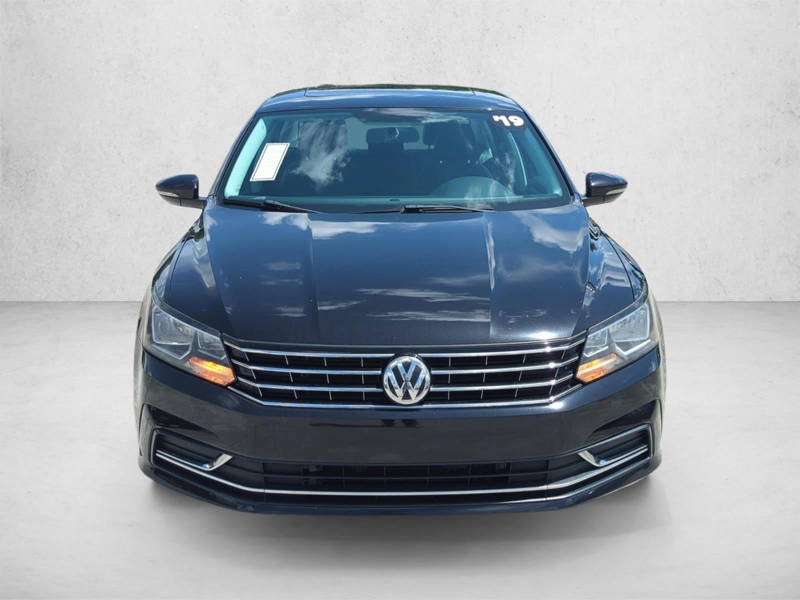 2019 Volkswagen Passat 2.0T Wolfsburg Edition Auto