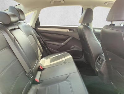 2019 Volkswagen Passat 2.0T Wolfsburg Edition Auto