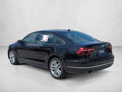 2019 Volkswagen Passat 2.0T Wolfsburg Edition Auto