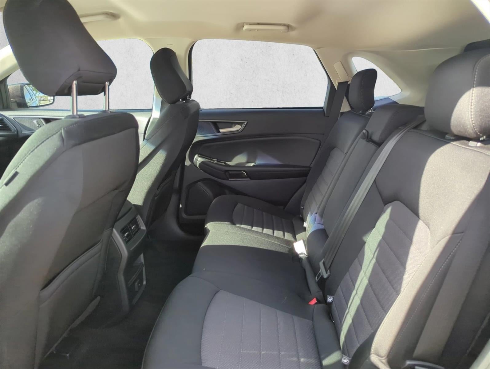 2020 Ford Edge SE AWD