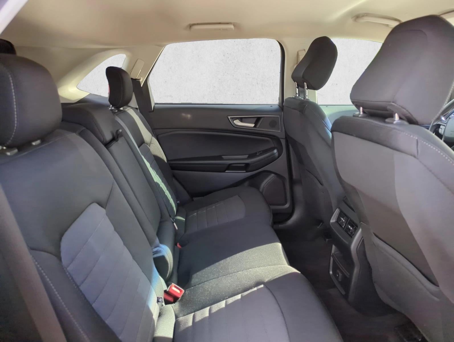 2020 Ford Edge SE AWD