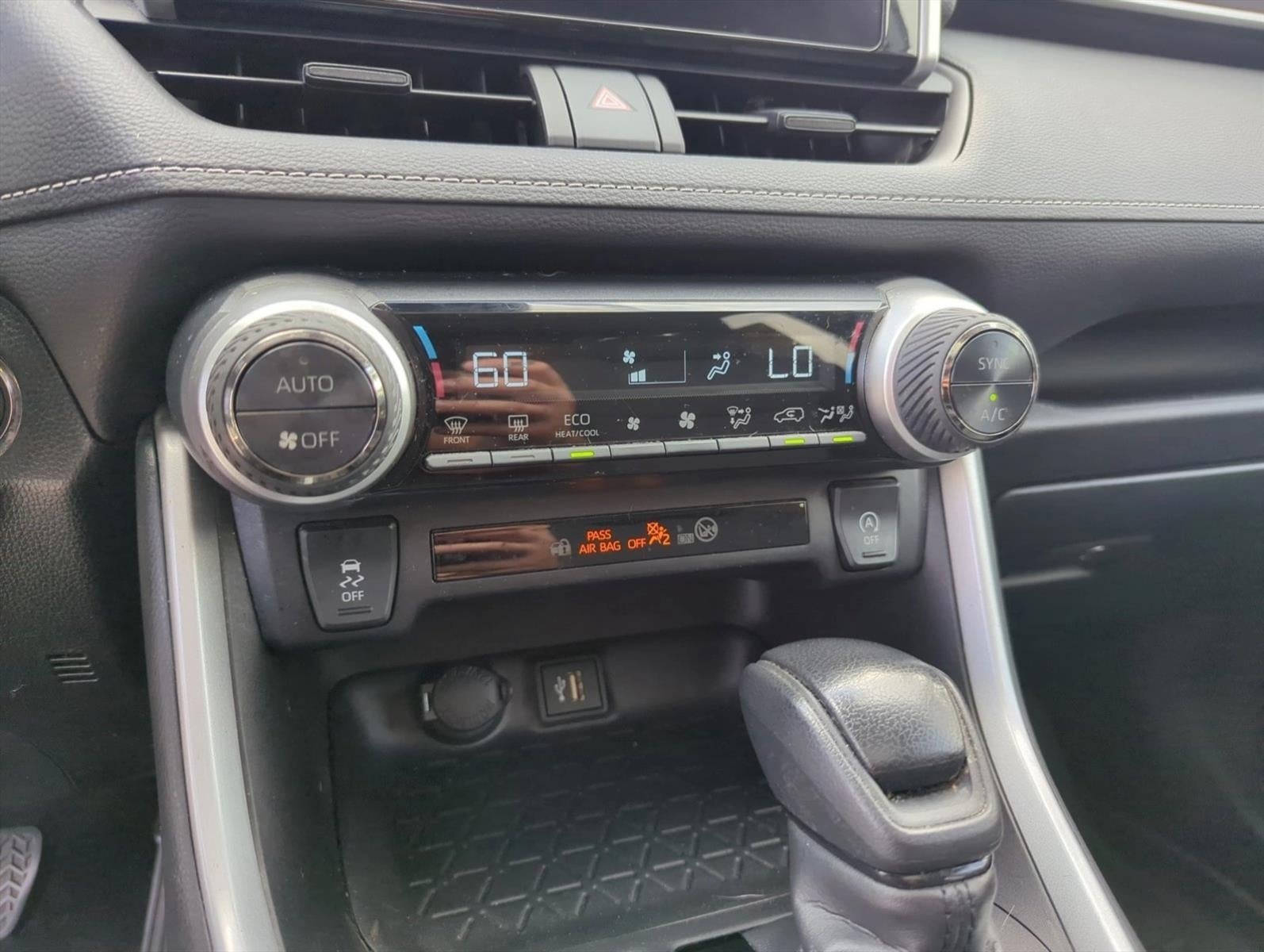 2023 Toyota RAV4 XLE FWD (GS)