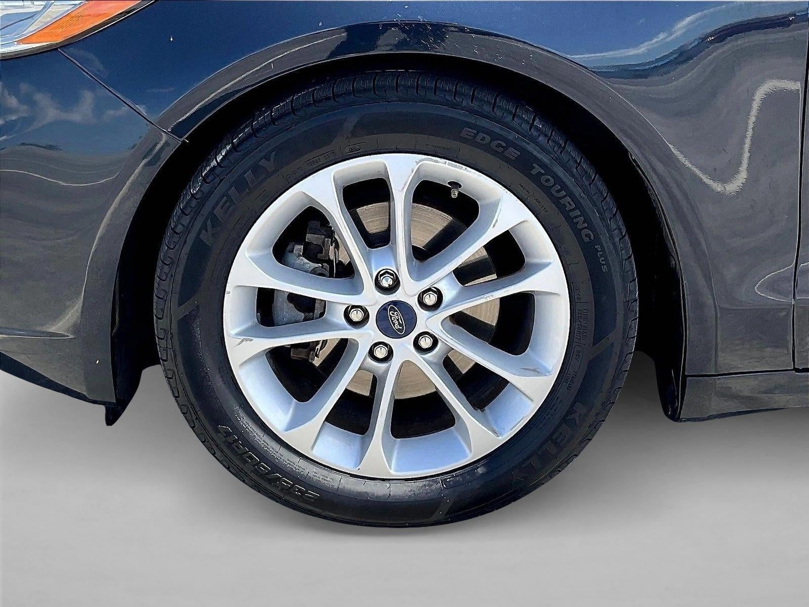 2020 Ford Fusion SE FWD