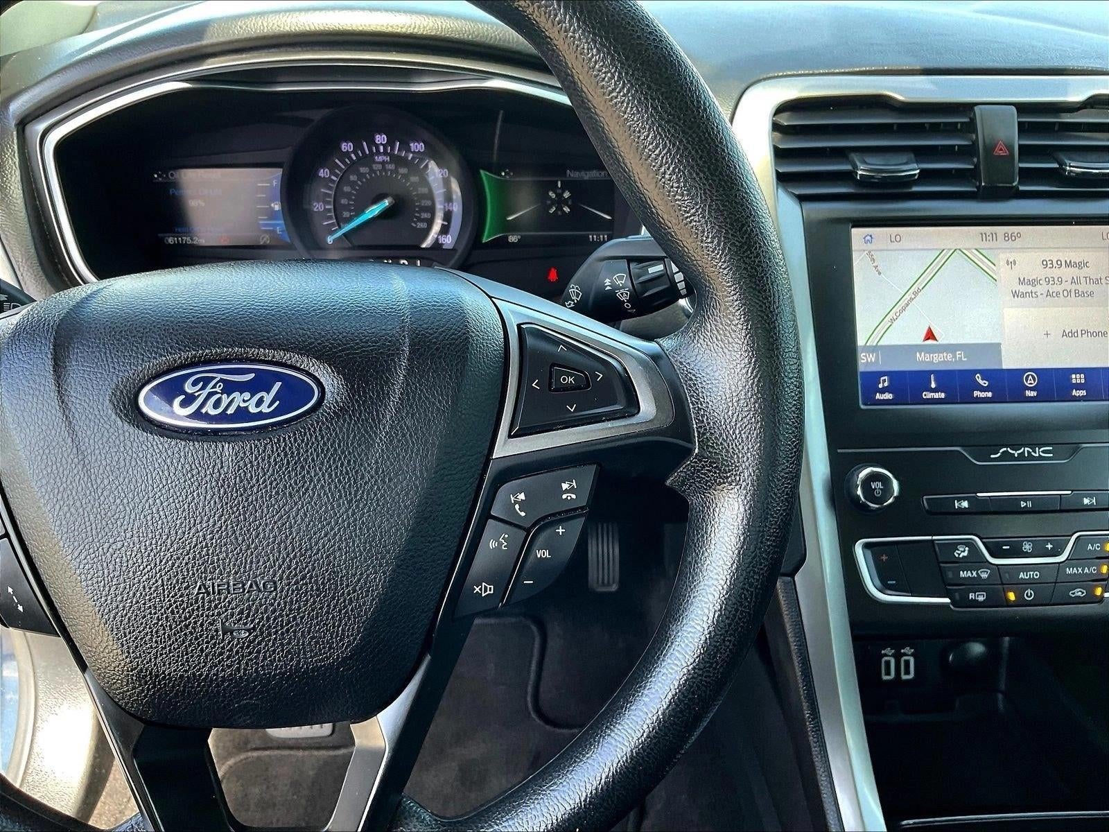 2020 Ford Fusion SE FWD