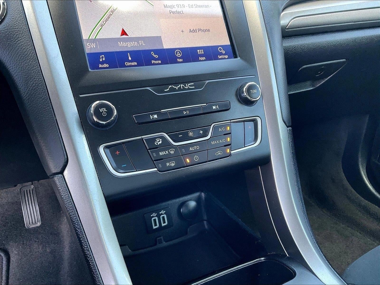 2020 Ford Fusion SE FWD
