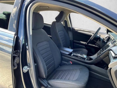 2020 Ford Fusion SE FWD