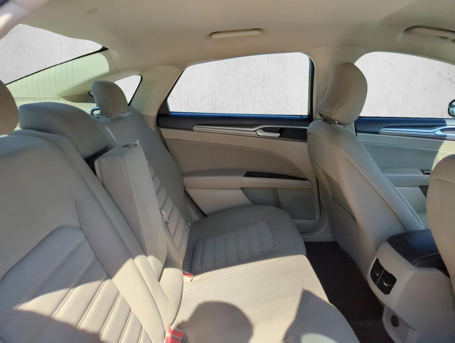 2018 Ford Fusion Hybrid SE FWD