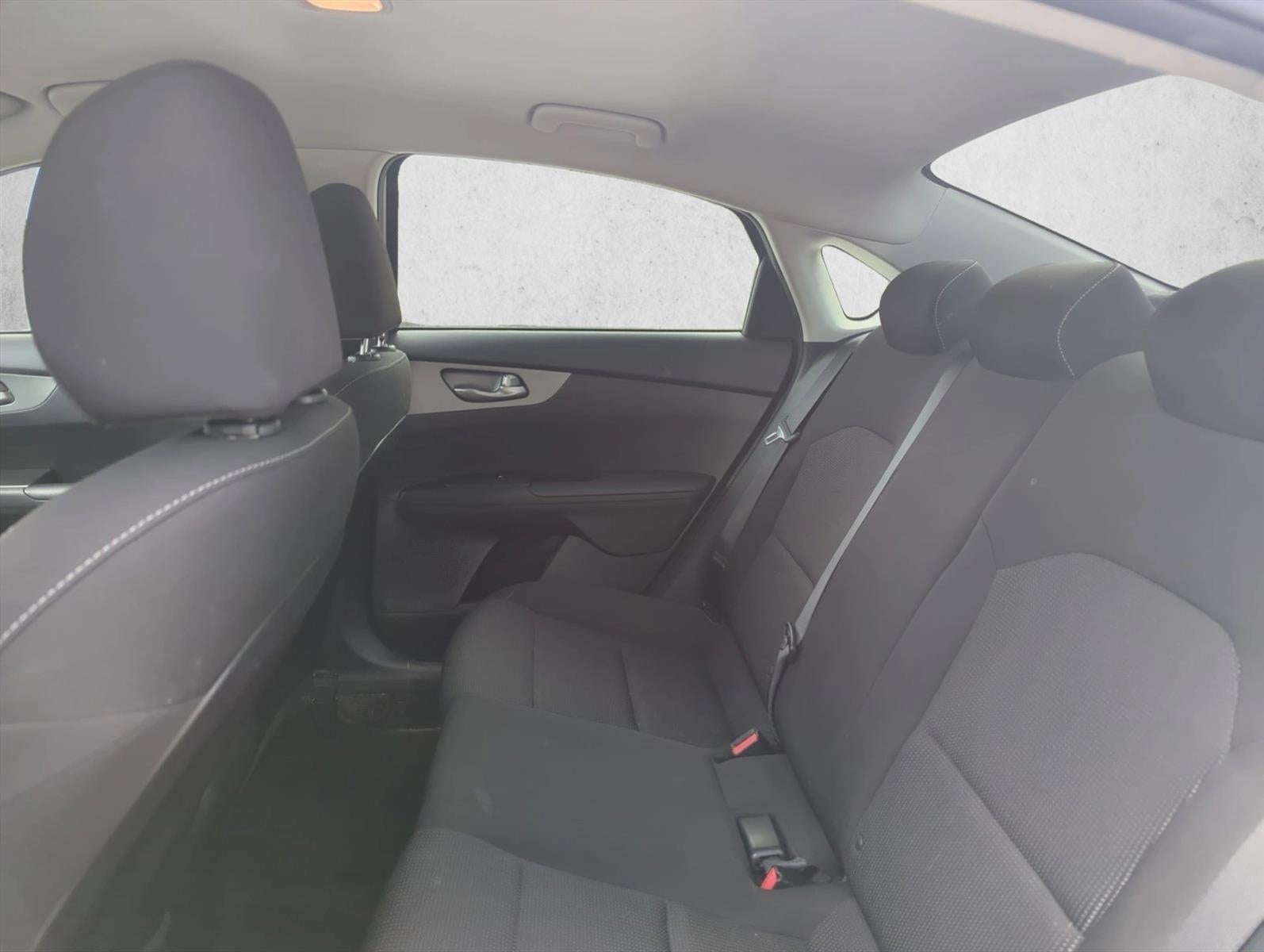 2021 Kia Forte LXS IVT