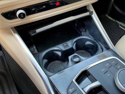 2023 BMW 330i Sedan
