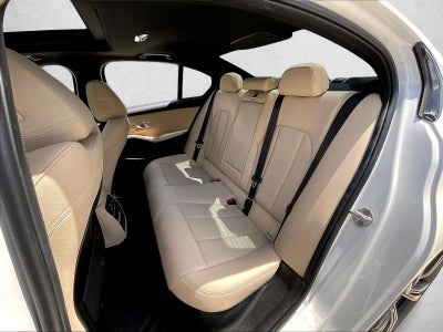 2023 BMW 330i Sedan