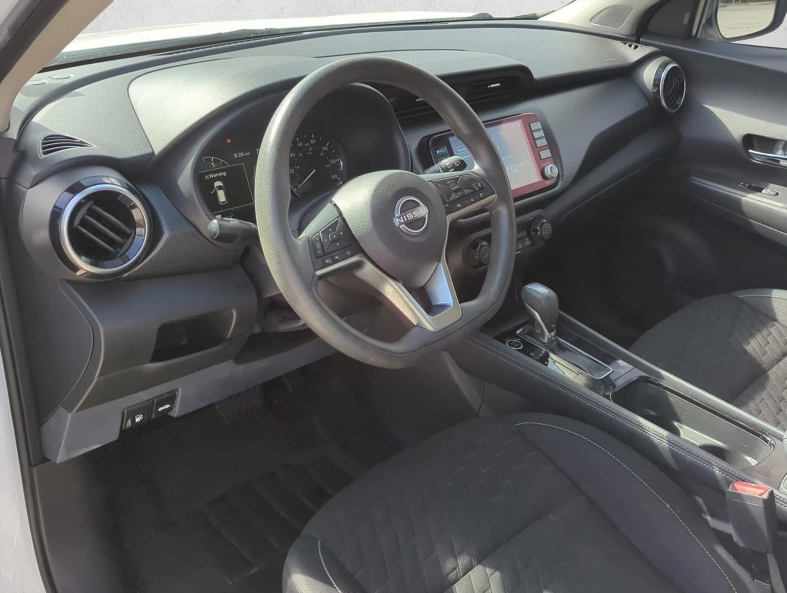 2022 Nissan Kicks SV FWD